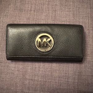 Michael Kors Black Textured Leather Wallet